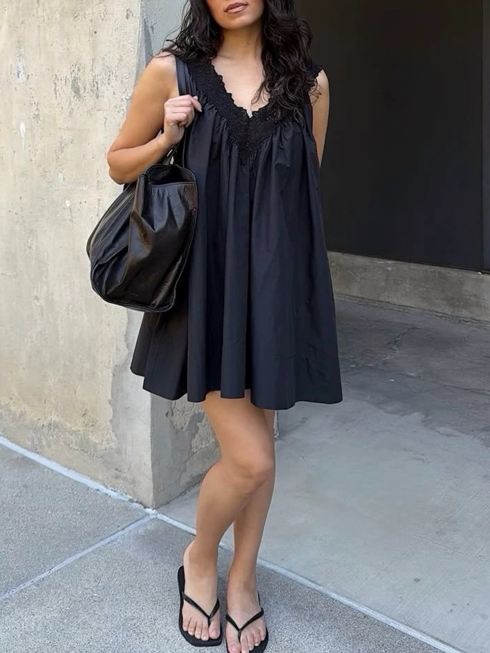 Helsa NWOT Mini Dress With Lace in Tech Poplin - Picture 6 of 12